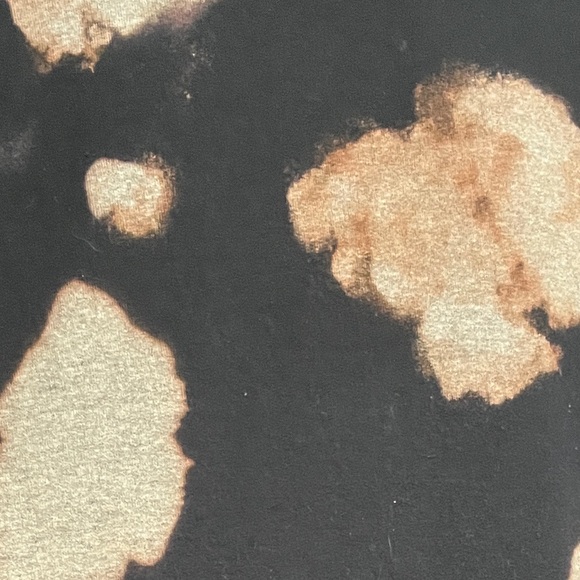 🍯 Bleached Sweatshirt - Picture 6 of 7